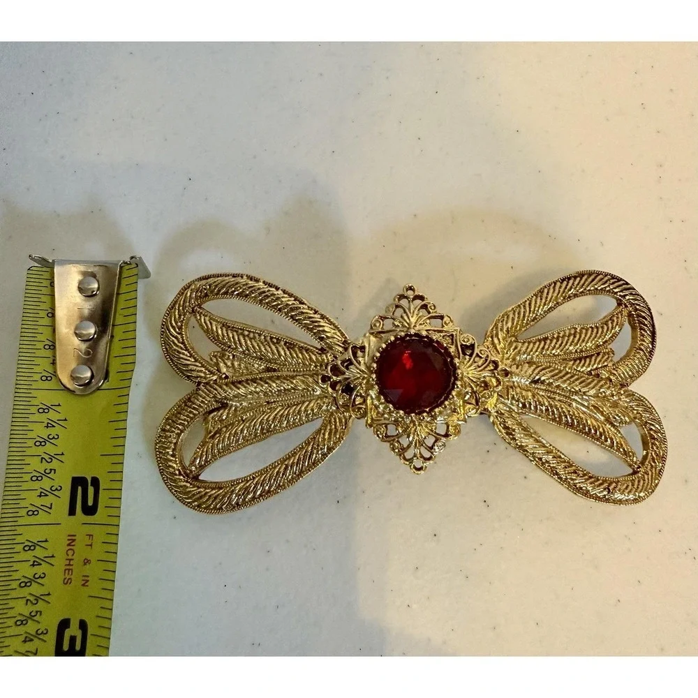 Deborah Rhodes Mocha‎ Barrette Gold Tone filigree with ruby red center